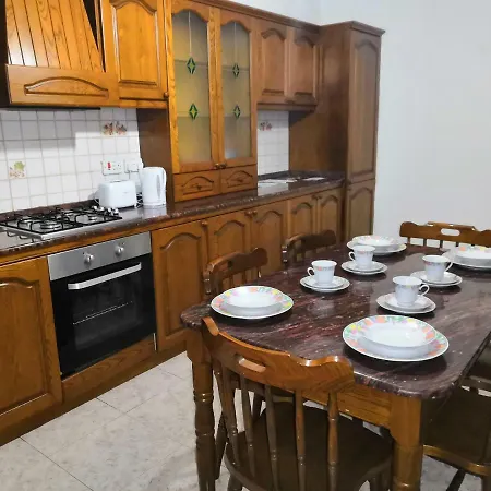 10 Mins Close To Airport - Max 10 Guests Tarxien